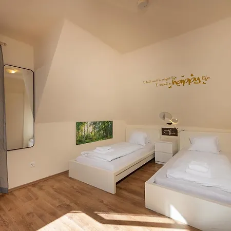 Dorf Residenz Apartamento *